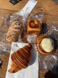 丘の上のパン屋