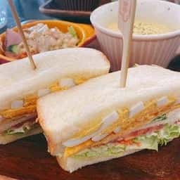 ニーゴー カフェ