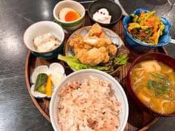 ウチノオカン〜野菜と麹の優しいお店〜