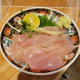トリタニ商店