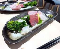 四季の日本酒と鶏と肴わしゅまる