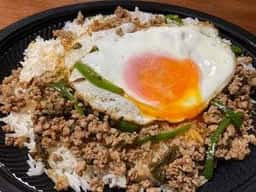 タイ式焼きそば メラ