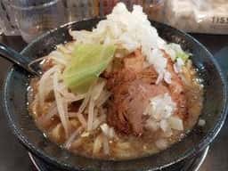 ガツ盛りチャーシュー専門店 WILDラーメン