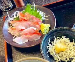 お食事処 ようちゃん