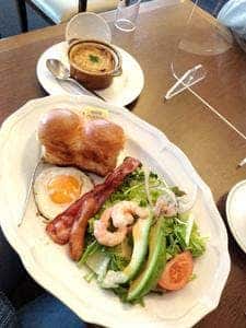 ロイヤルホスト 鶴見店