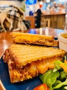 LiNGUA WORLD CAFE