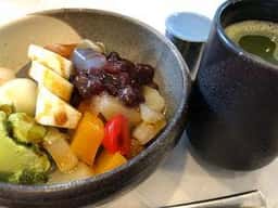 シュベール 成城店