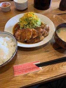 かつ丼 豚ジロー