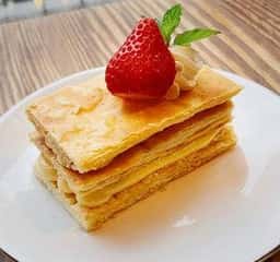 7屋 COFFEE & CAKE 道頓堀店