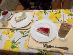 デリス タルト＆カフェ KITTE博多店