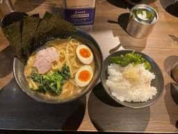 ラーメン 萩原家 藤沢店