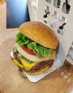 フレッシュネスバーガー 仙川店