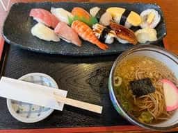 傳七すし白梅町店