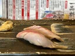 立ち喰い寿司 彩り亭
