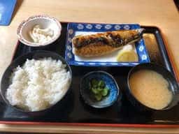 全国銘酒 たる松 本店