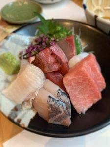 まる誠 本店