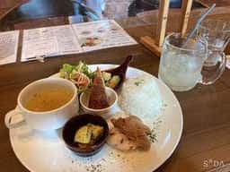 CAFE & RESTAURANT BRICK