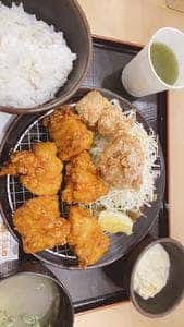 鶏三和 エクスパーサ御在所下り店