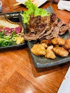 ホルモン焼きおかだ