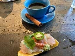 LAS DOS CARAS MODERN MEXICANO Y TACOS