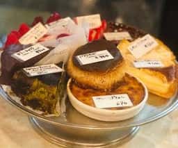 AUX BACCHANALES 銀座