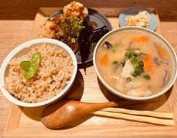 ごはんすすむ by.Komeraku 横浜ポルタ店