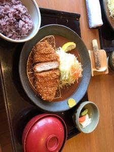 とん膳 八街店