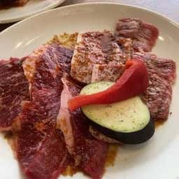 焼肉ホルモン ごっち