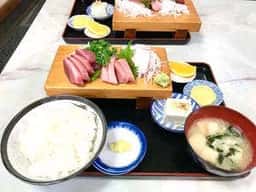魚吉食堂