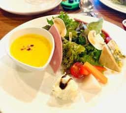 BISTRO chaleureux