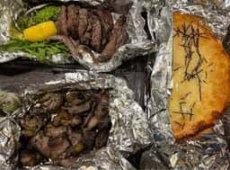 酒トもも焼 雷鶏