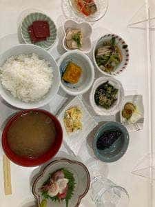 食堂・弁当・酒 エソラ