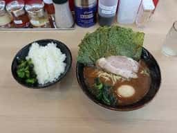 横浜家系ラーメン 武道家 心
