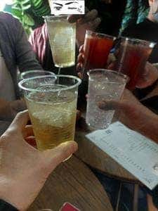 ナカメスタンド