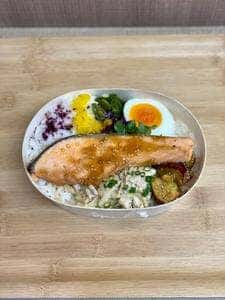 こめらくのこめべん 飯田橋メトロピア店