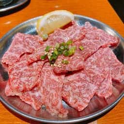 焼肉 隼