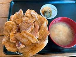 豚丼 とんじゃく