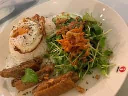 路地裏ごはん さいさん