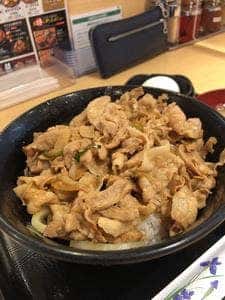 伝説のすた丼屋 甲府店