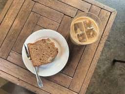 Nui. HOSTEL & BAR LOUNGE