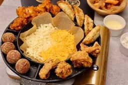 ウォンシャチキン プレミアム マルエイガレリア店