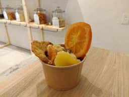 PlusNuts 京都三条店
