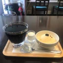 スリーペンギンズコーヒーアンドロースター