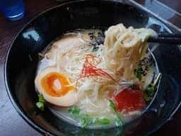 パイタンラーメン キャトル鷹匠