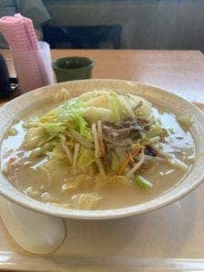 華さん食堂 空港通り店