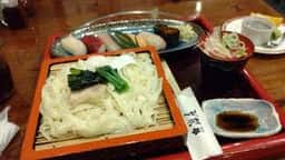 北の富士本店 櫻屋