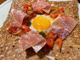 クレープリー月