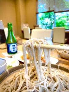蕎麦屋朱雀