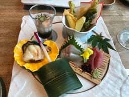 くし路 KITTE丸の内店