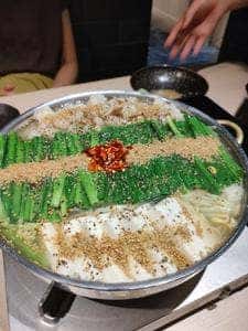 博多 極 もつ鍋 水炊き